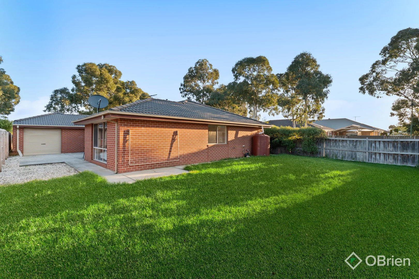 Additional image 15 of 2 Marija Crescent, Berwick VIC 3806