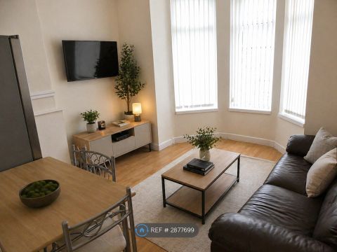 Great Clowes St, Salford M7