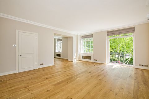 Shrewsbury House, Cheyne Walk SW3