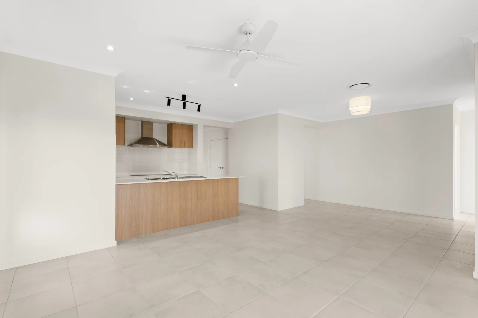 51 Namba Circuit, Yarrabilba QLD 4207 photo 5