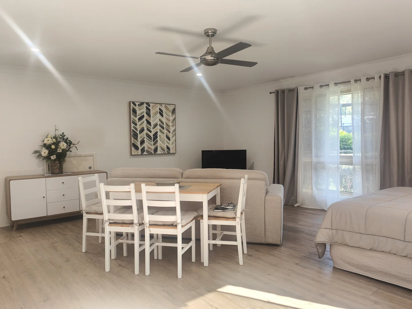Additional image 2 of 1 Centre Court, Oxenford QLD 4210