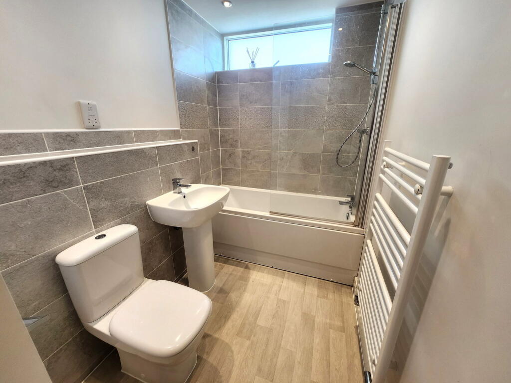 Additional image 9 of 2 Laurel Lane, Halesowen, B63 3DG
