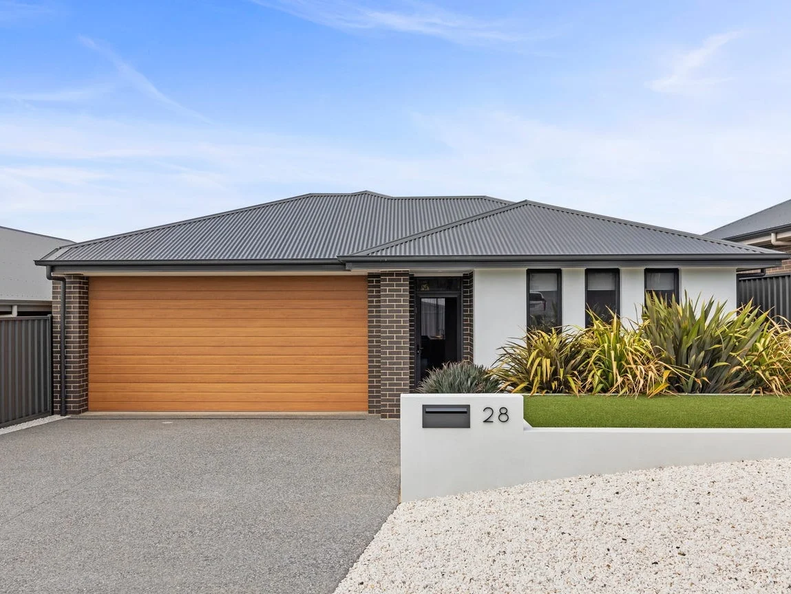 28 ROYAL PARADE, Moana SA 5169