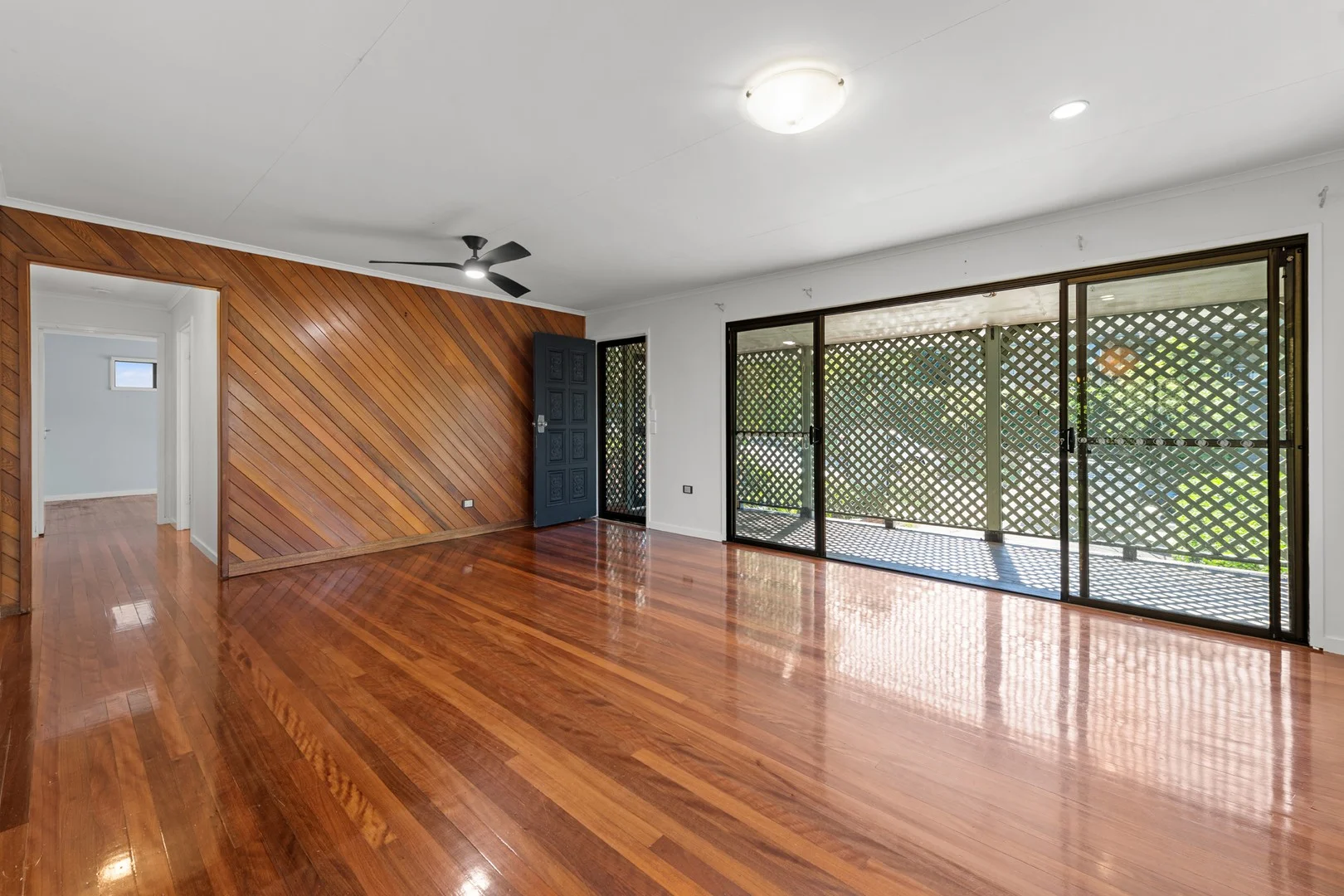 20 Parnoolar Crescent, Ferny Hills QLD 4055
