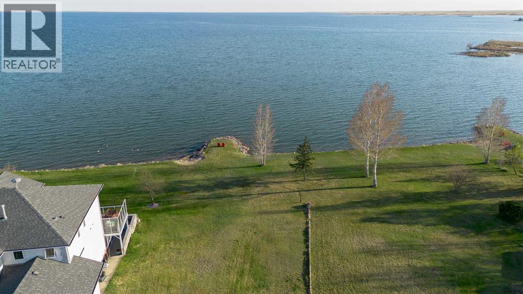 20 White Pelican Way