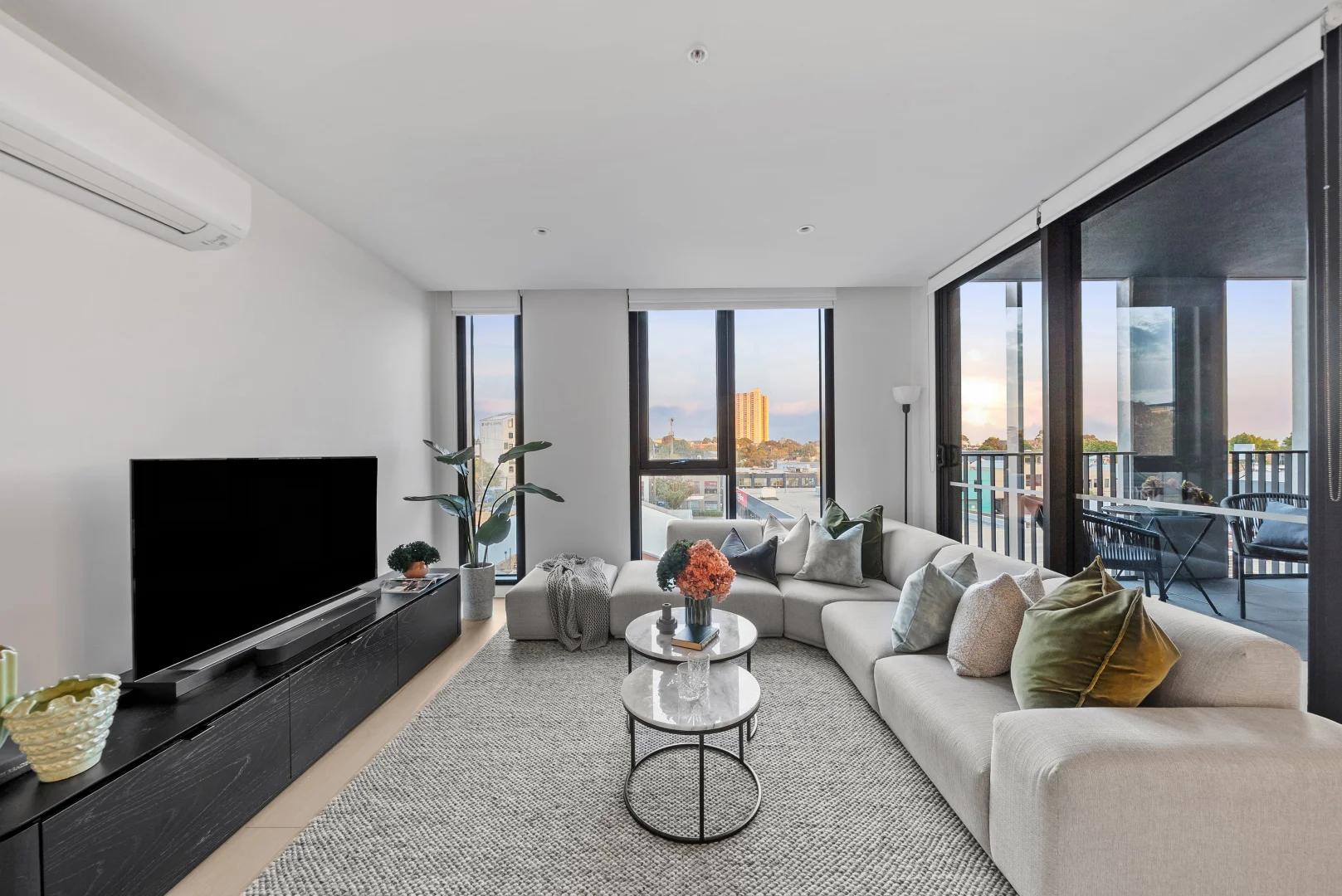 Additional image 2 of 302/21 Thistlethwaite Street, South Melbourne VIC 3205