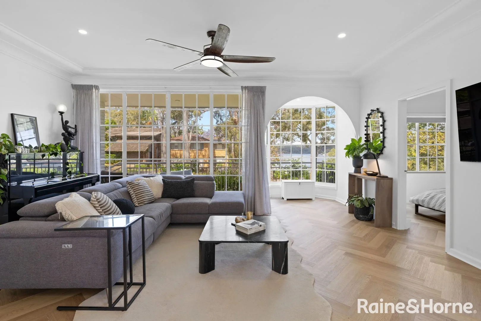 9 Waterview Avenue, Caringbah South NSW 2229