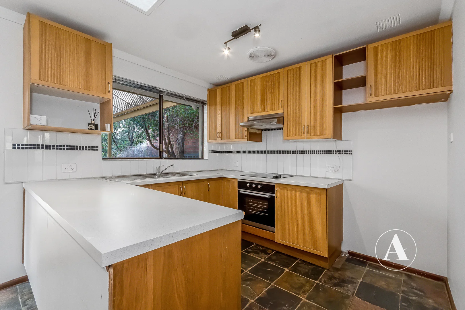 Additional image 19 of 54 Millen Street, Mount Nasura WA 6112