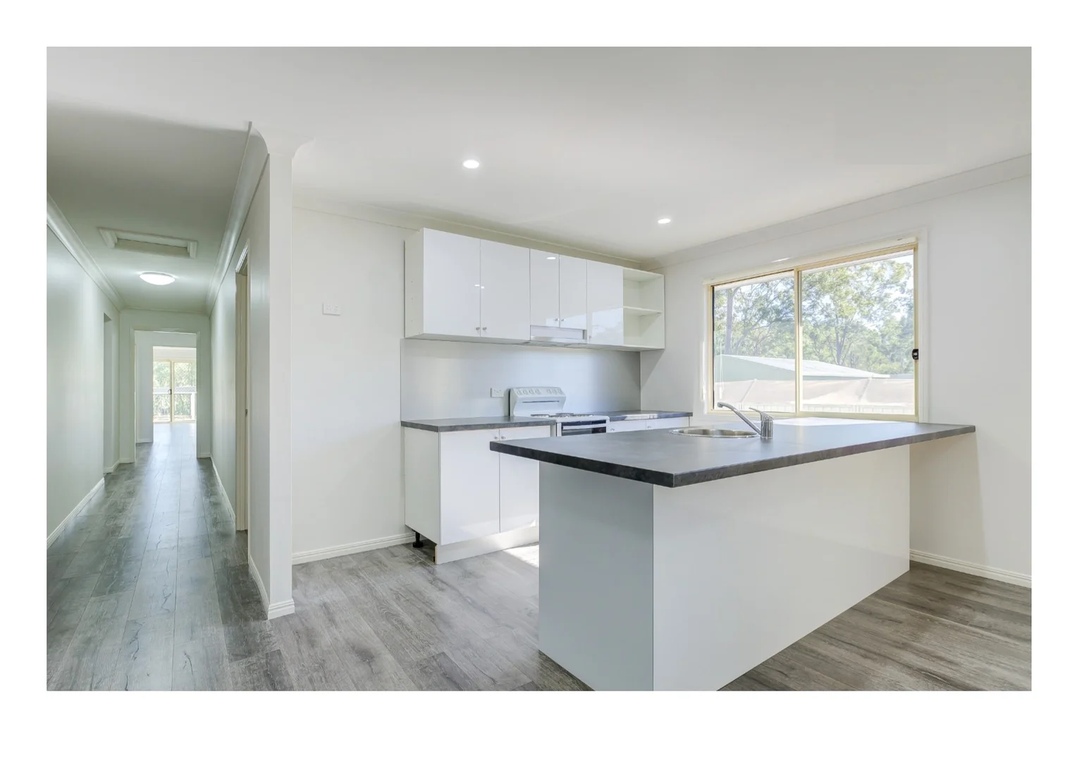 26 Sharon Drive, Eagleby QLD 4207 photo 2