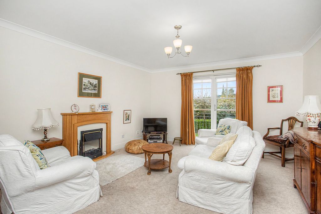 Additional image 2 of 2 bed flat for sale10 Provost Kirkpatrick Court, Peebles EH45