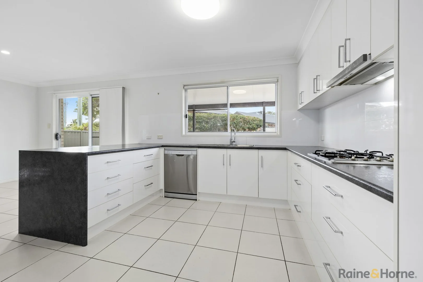 23 Kurrajong Avenue, Bogangar NSW 2488