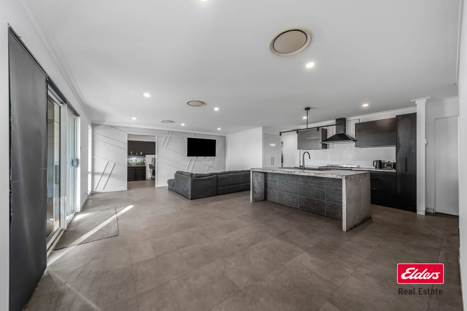 Additional image 5 of 2 Sherrard Crescent, Dubbo NSW 2830