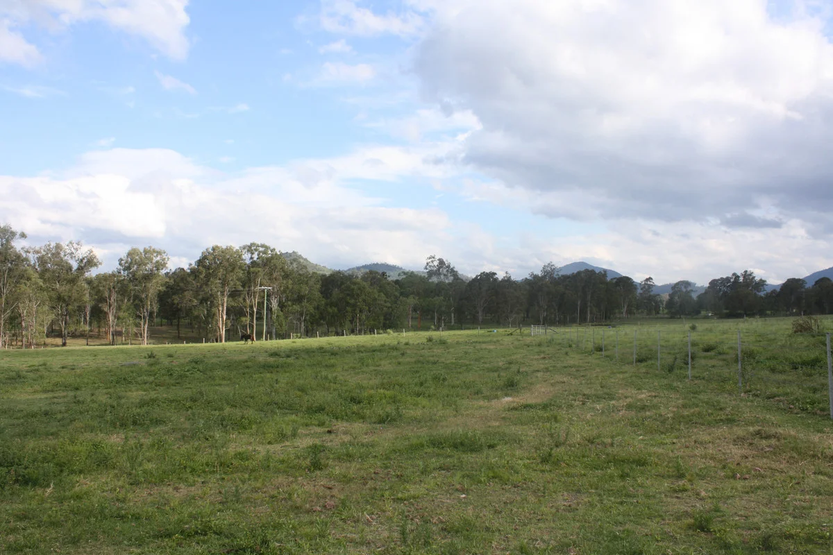 Additional image 25 of 2/49 Diggings Road, Glastonbury QLD 4570