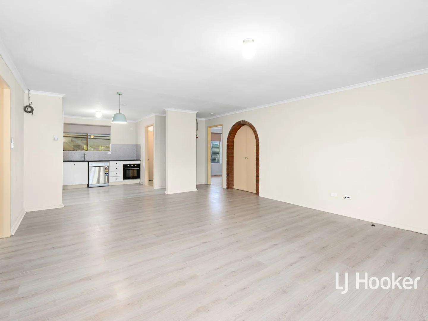 Additional image 2 of 2/4 Teatree Court, Sadadeen NT 0870