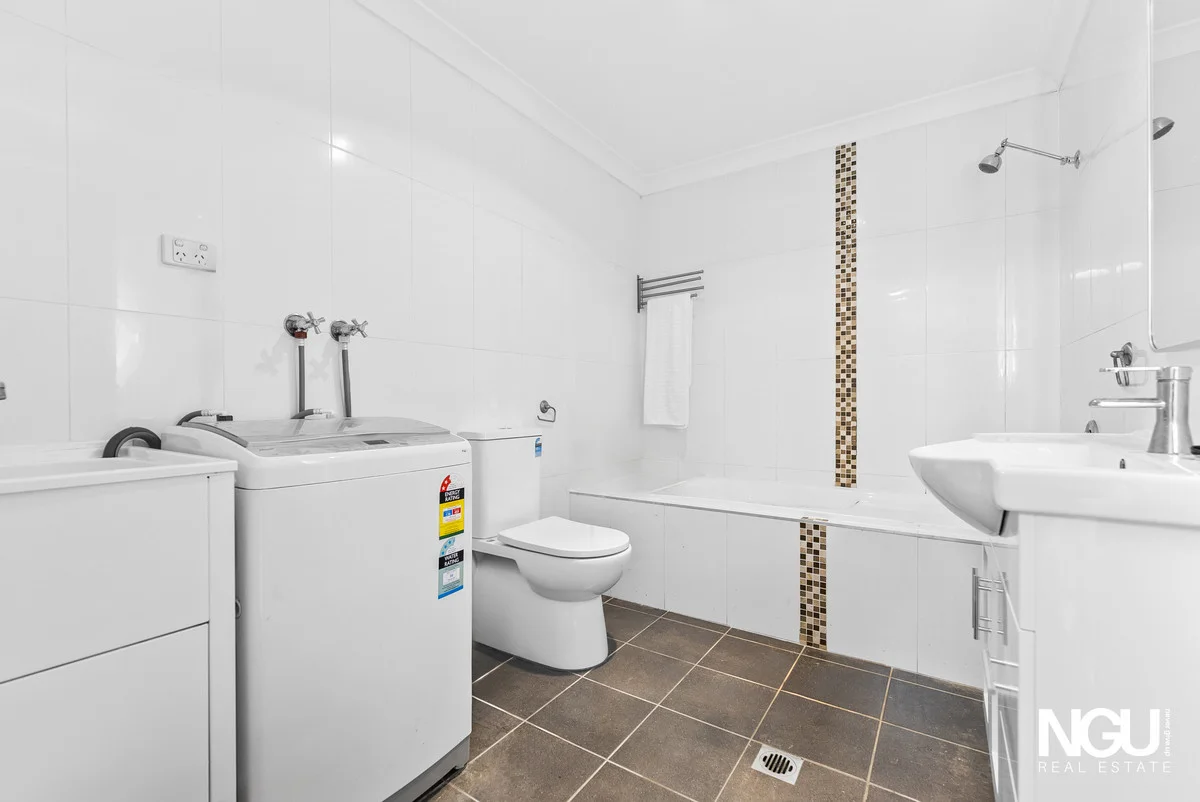 Additional image 18 of 21 & 21A Armstrong Place, Dean Park NSW 2761