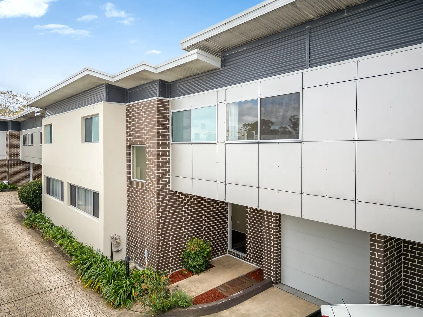 3/8 Akora Road, Wyoming NSW 2250