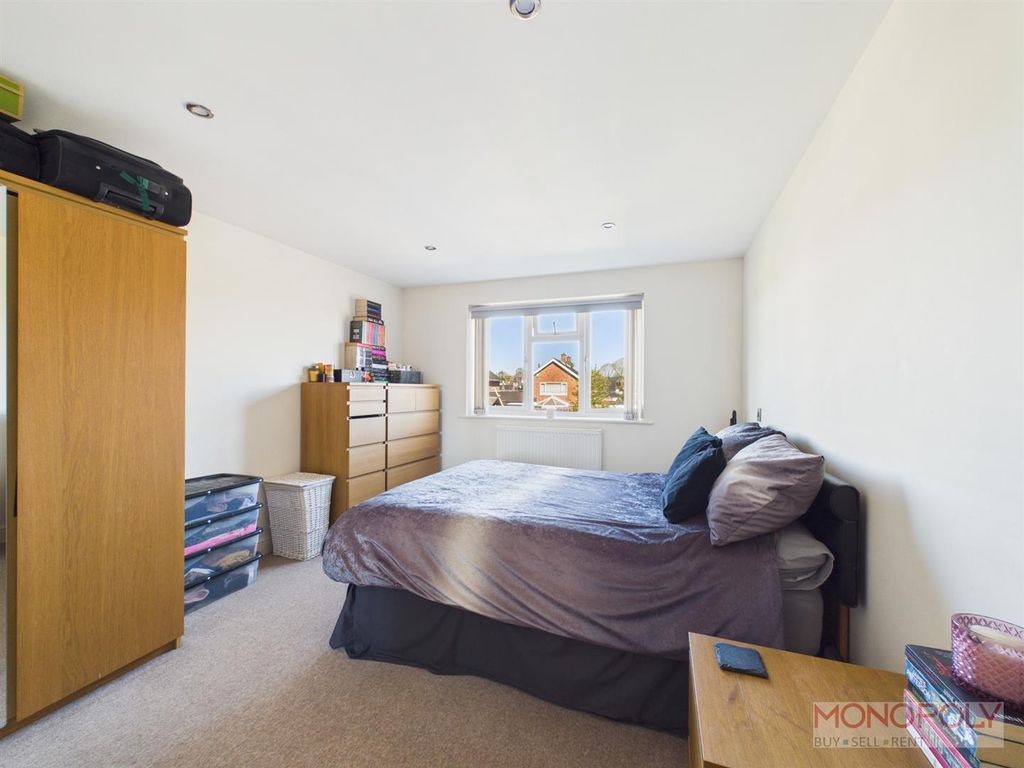 Additional image 4 of 2 bed flat for saleChester Road, Gresford, Wrexham LL12