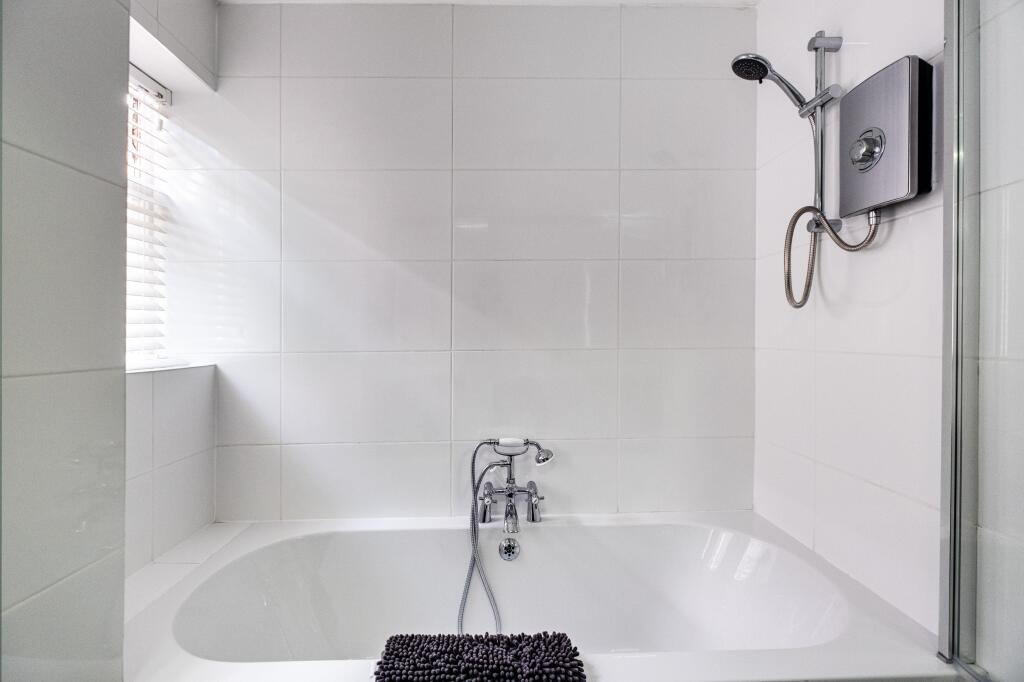 Additional image 8 of 192 Birmingham Road, Wylde Green, Sutton Coldfield, B72