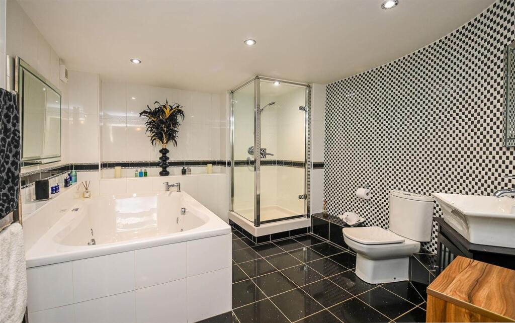 Additional image 20 of Brookfields, Brickhouse Lane, Elford, B79