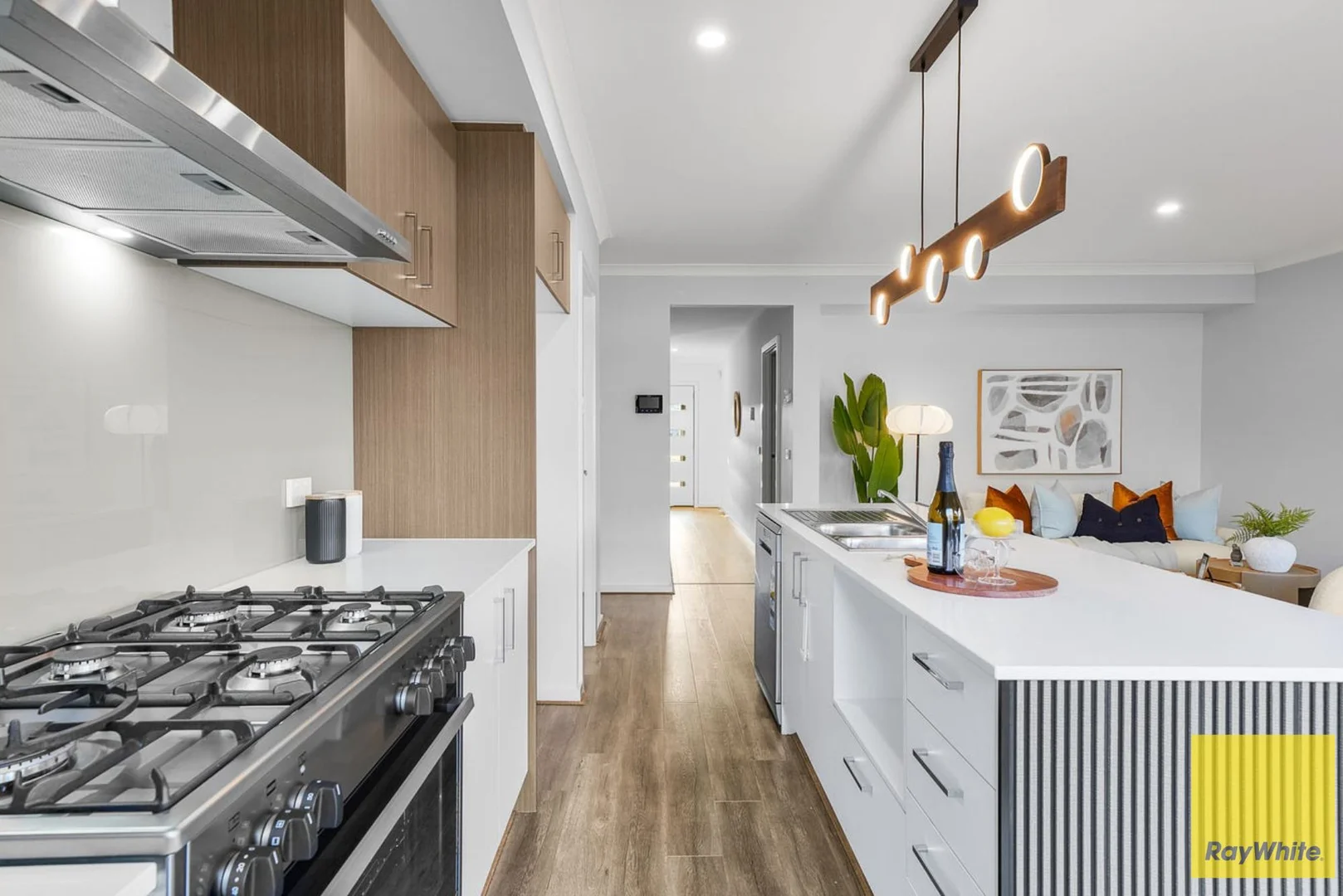 Additional image 5 of 50 Palmdale Crescent, Mambourin VIC 3024