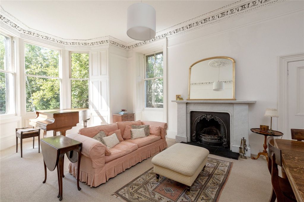 Additional image 10 of 6 bed detached house for sale23 Newbattle Road, Eskbank, Midlothian EH22