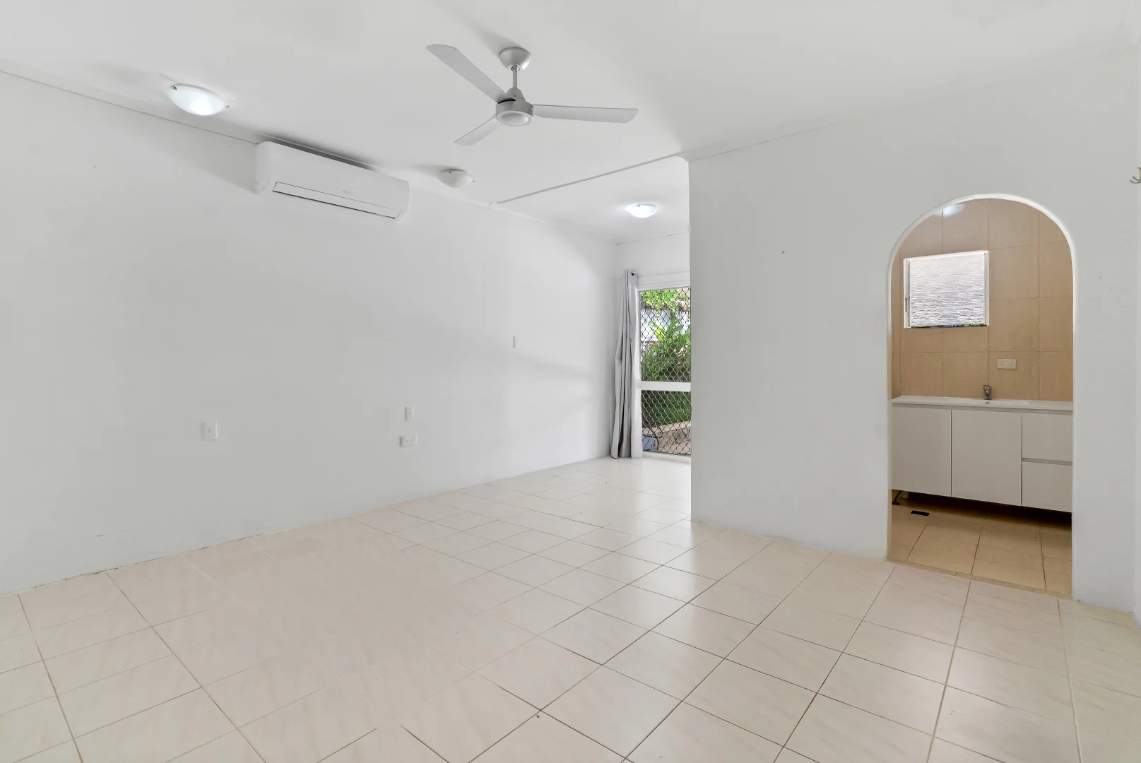 Additional image 13 of 48 Endeavour Road, Clifton Beach QLD 4879