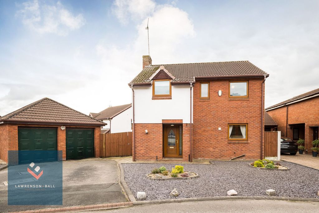 4 bed detached house for saleAudlem Close, Sutton Weaver WA7