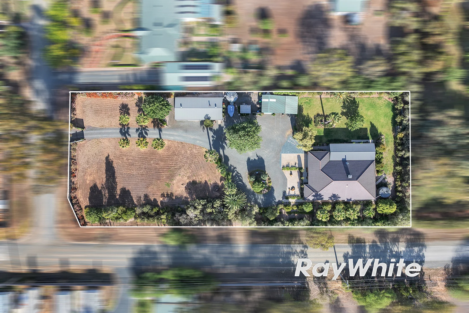 Additional image 36 of 1 Doyle Street, Rochester VIC 3561