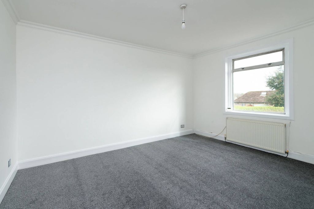 2 bed flat for saleCarleith Avenue, Duntocher, Clydebank G81 photo 2