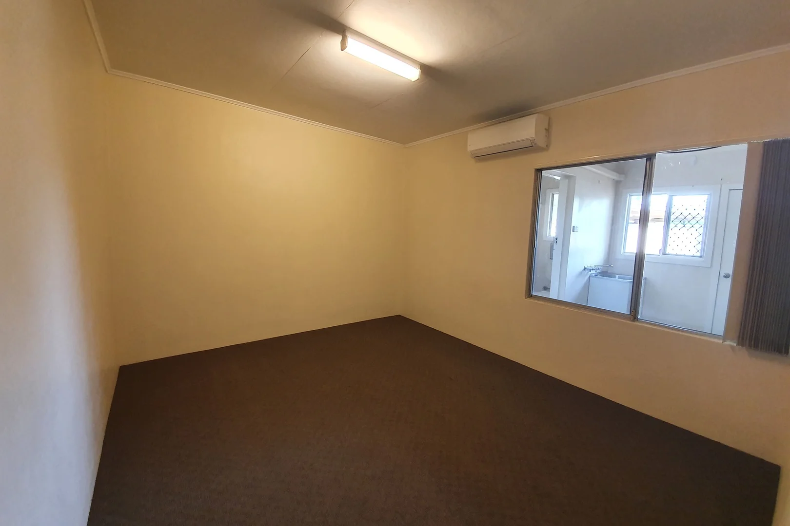 Additional image 3 of 4/1 Frances Street, Mount Isa QLD 4825