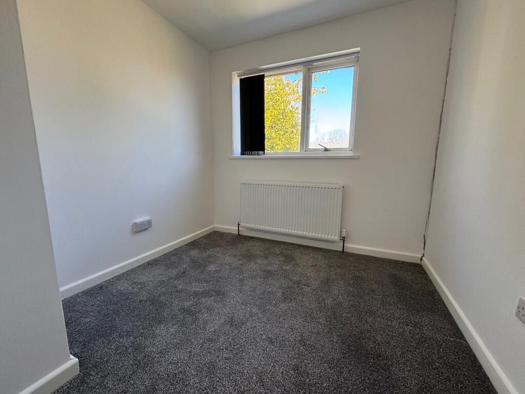 Additional image 6 of Heathy Rise, B32