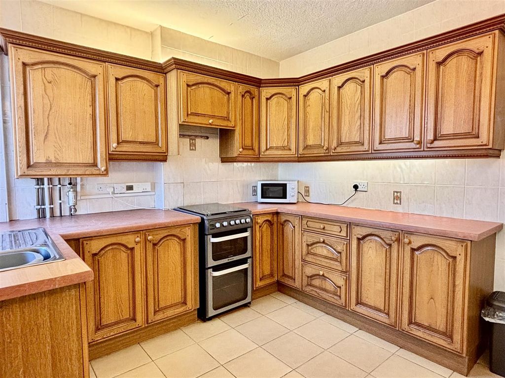 Additional image 5 of 2 bed flat for saleBraedale Avenue, Motherwell ML1