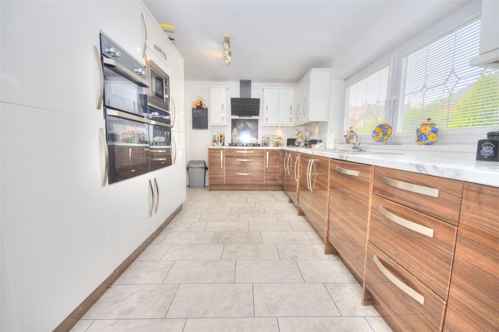 Additional image 7 of 3 bed detached bungalow for saleHolgate Park, Liverpool L23