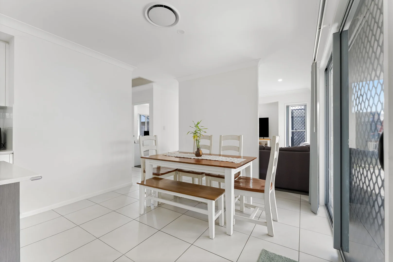 Additional image 15 of 8 Mary Crescent, Rosewood QLD 4340