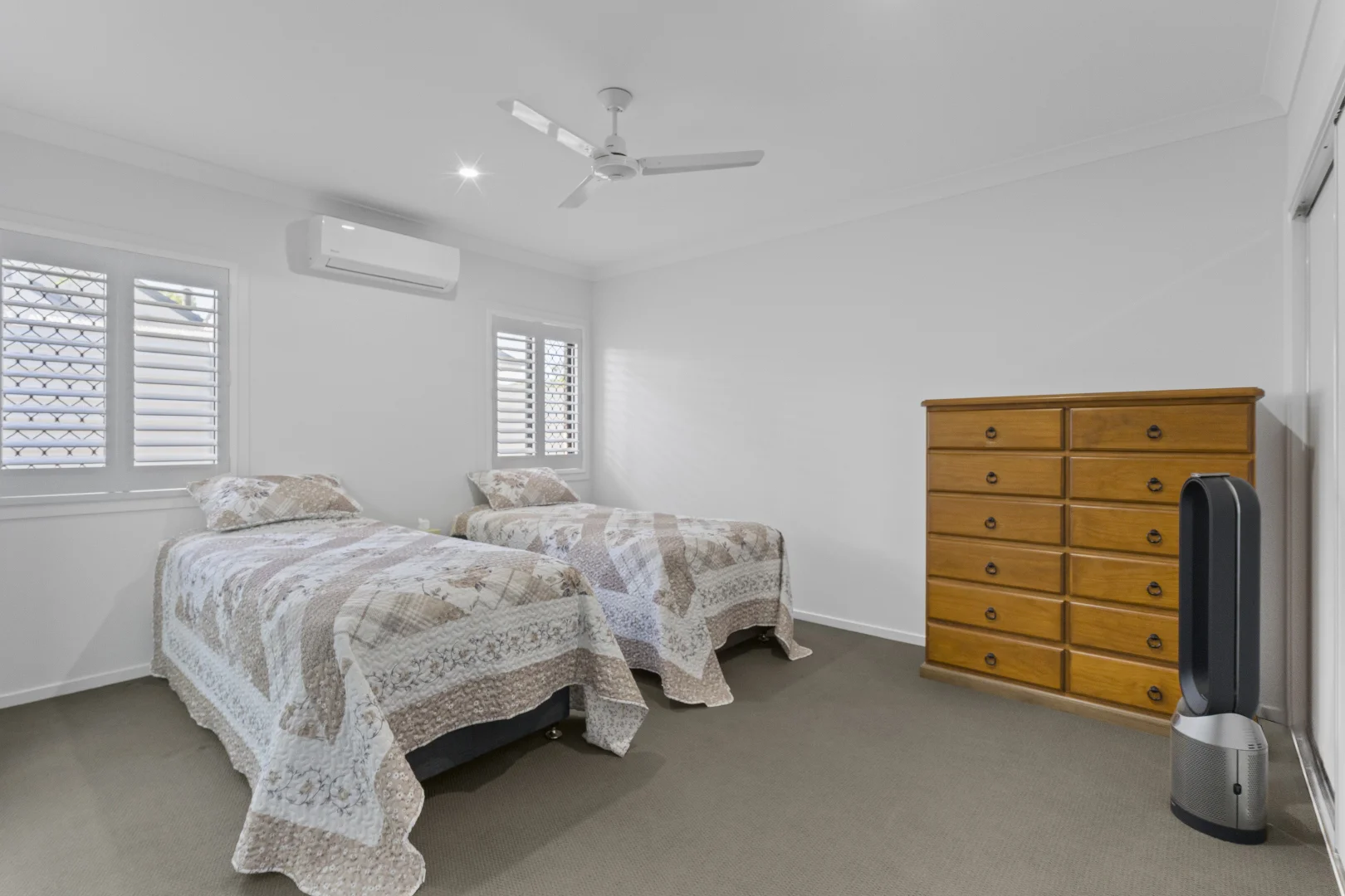 Additional image 9 of 11 Hayes Street, Raceview QLD 4305