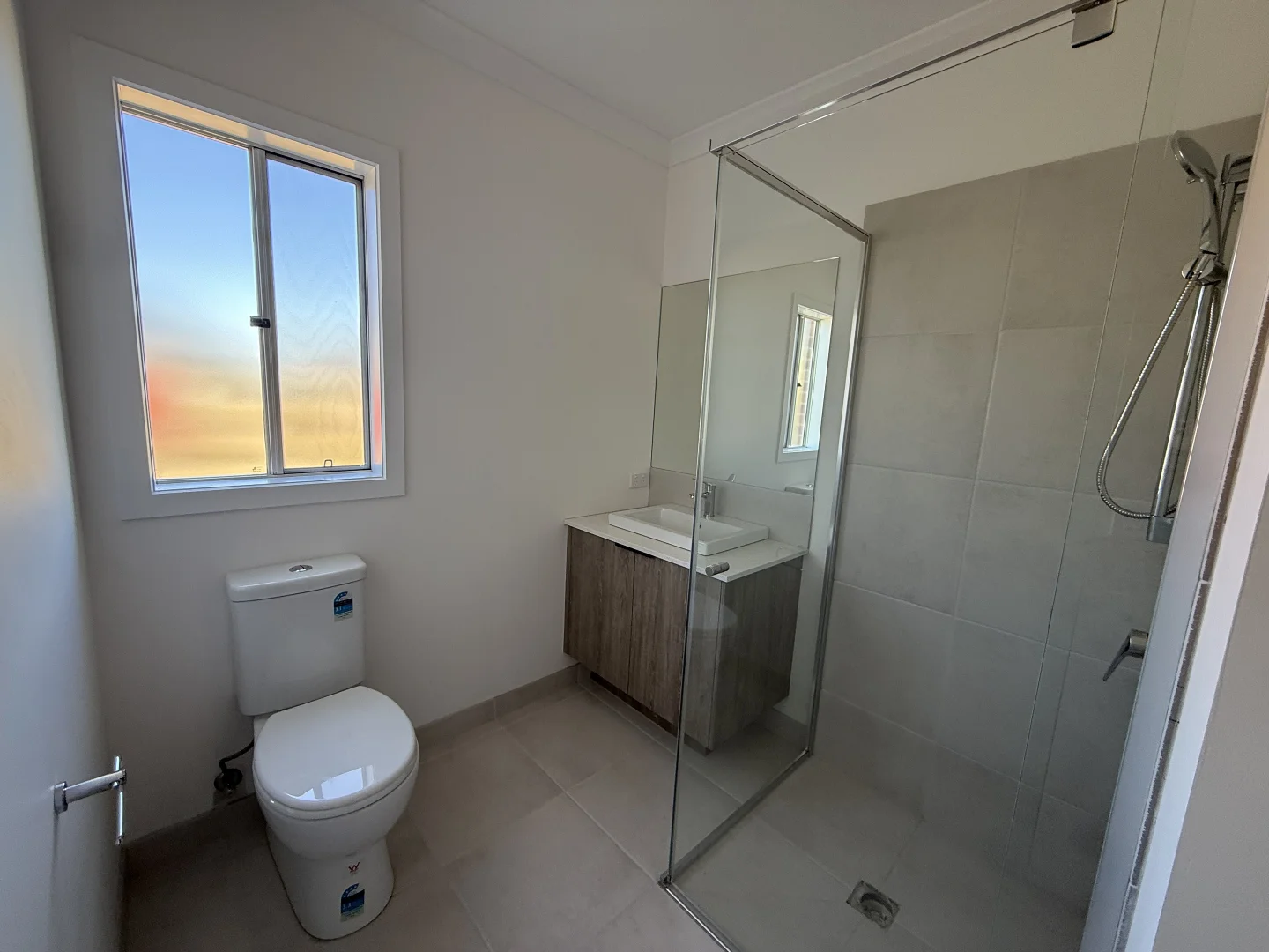 Additional image 10 of 33 Hampshire Boulevard, Leneva VIC 3691