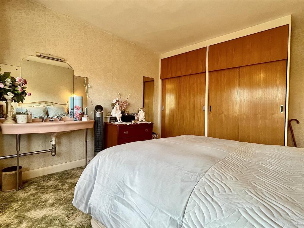Additional image 14 of Beeches Drive, Birmingham