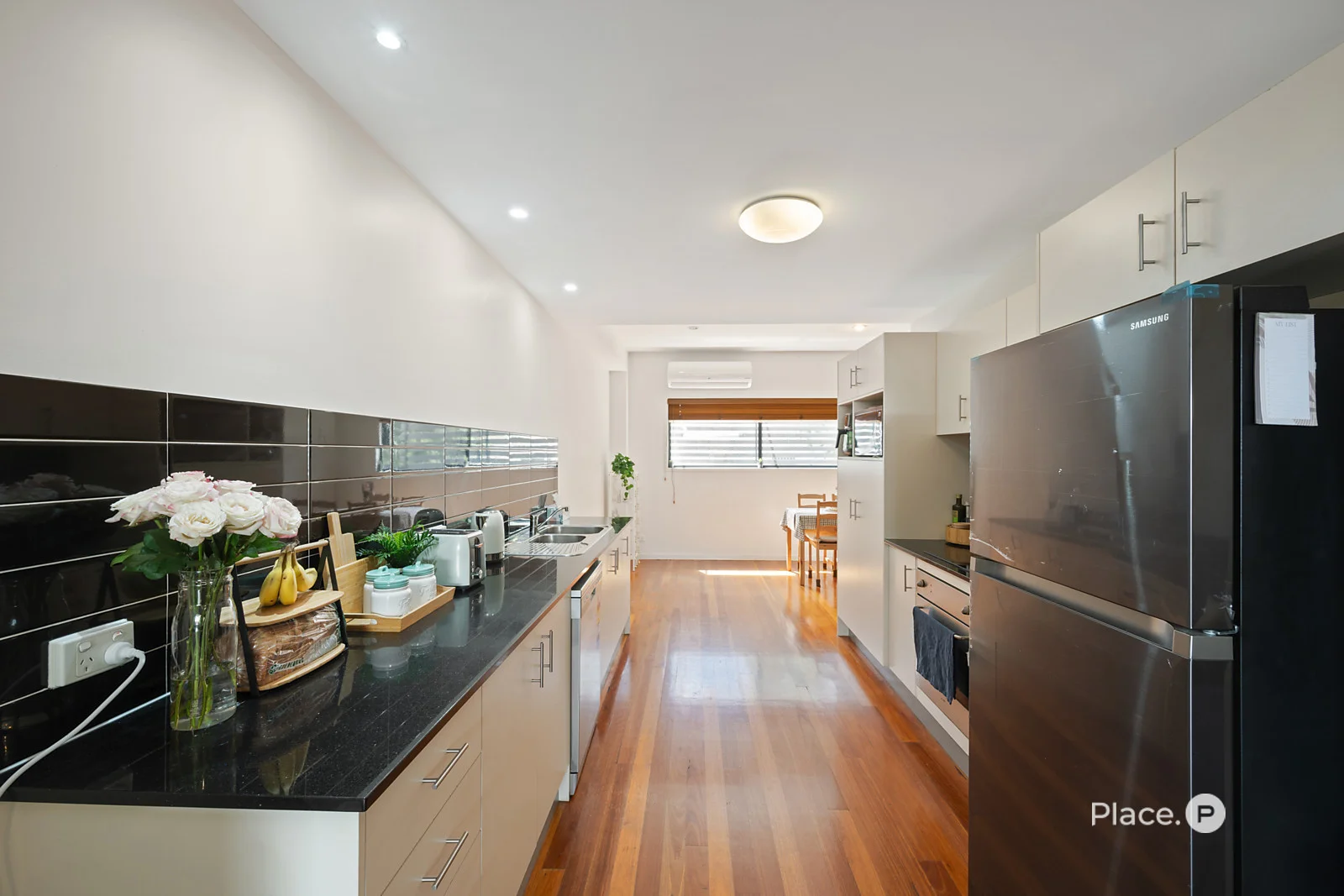 Additional image 3 of 5/254 Riding Road, Balmoral QLD 4171