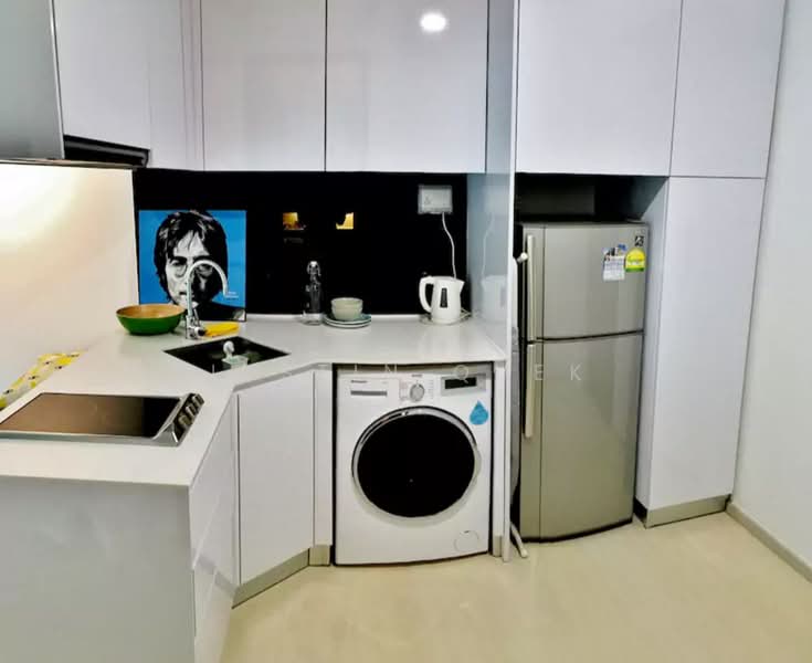 1 Geylang Lorong 22 photo 2