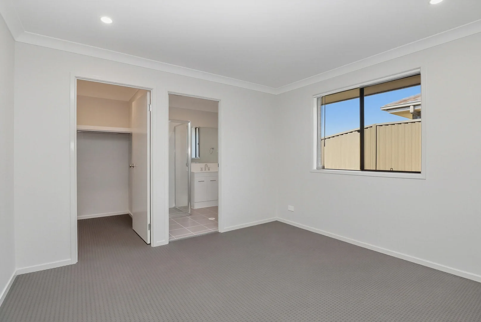 Additional image 4 of 81 Aberglasslyn Road, Rutherford NSW 2320