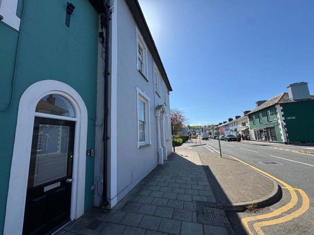 Additional image 5 of 2 bed flat for saleNorth Road, Aberaeron SA46
