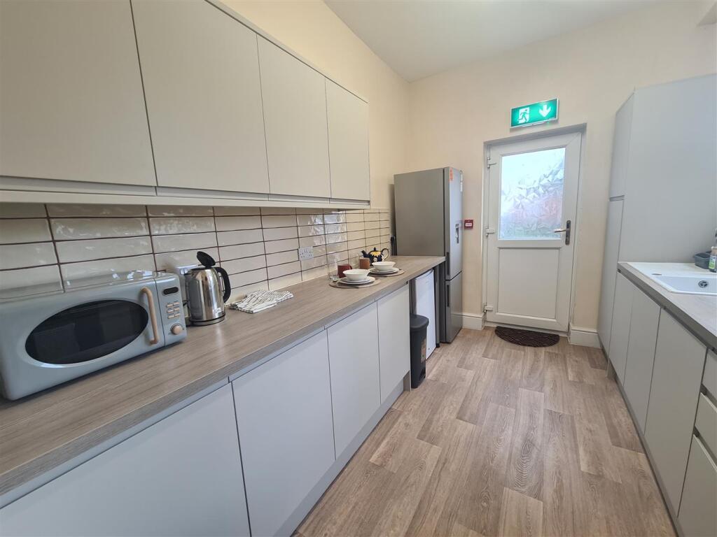 Arden Road, Smethwick, Birmingham photo 2