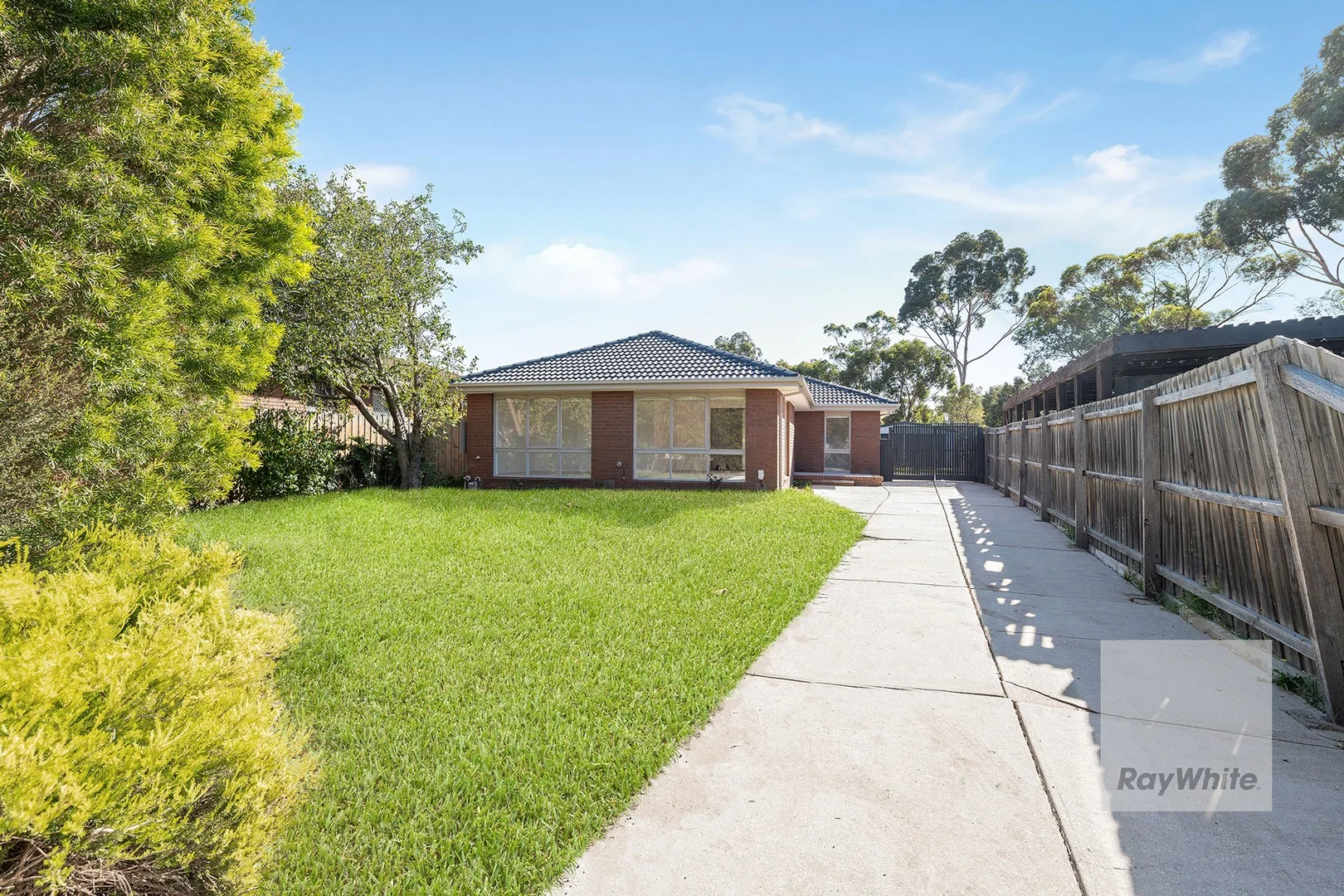 32 Boston Crescent, Keilor Downs VIC 3038