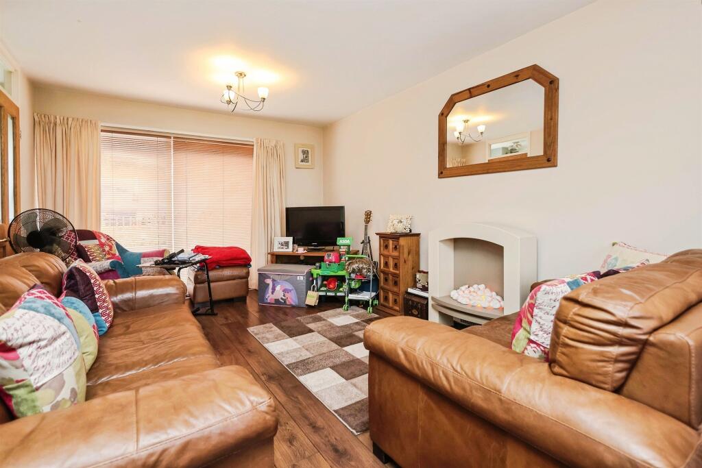 Additional image 4 of Giles Close, BIRMINGHAM