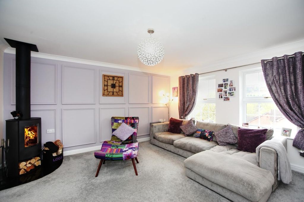 Additional image 7 of 4 bed detached house for saleManor Court, Edwardsville, Treharris CF46