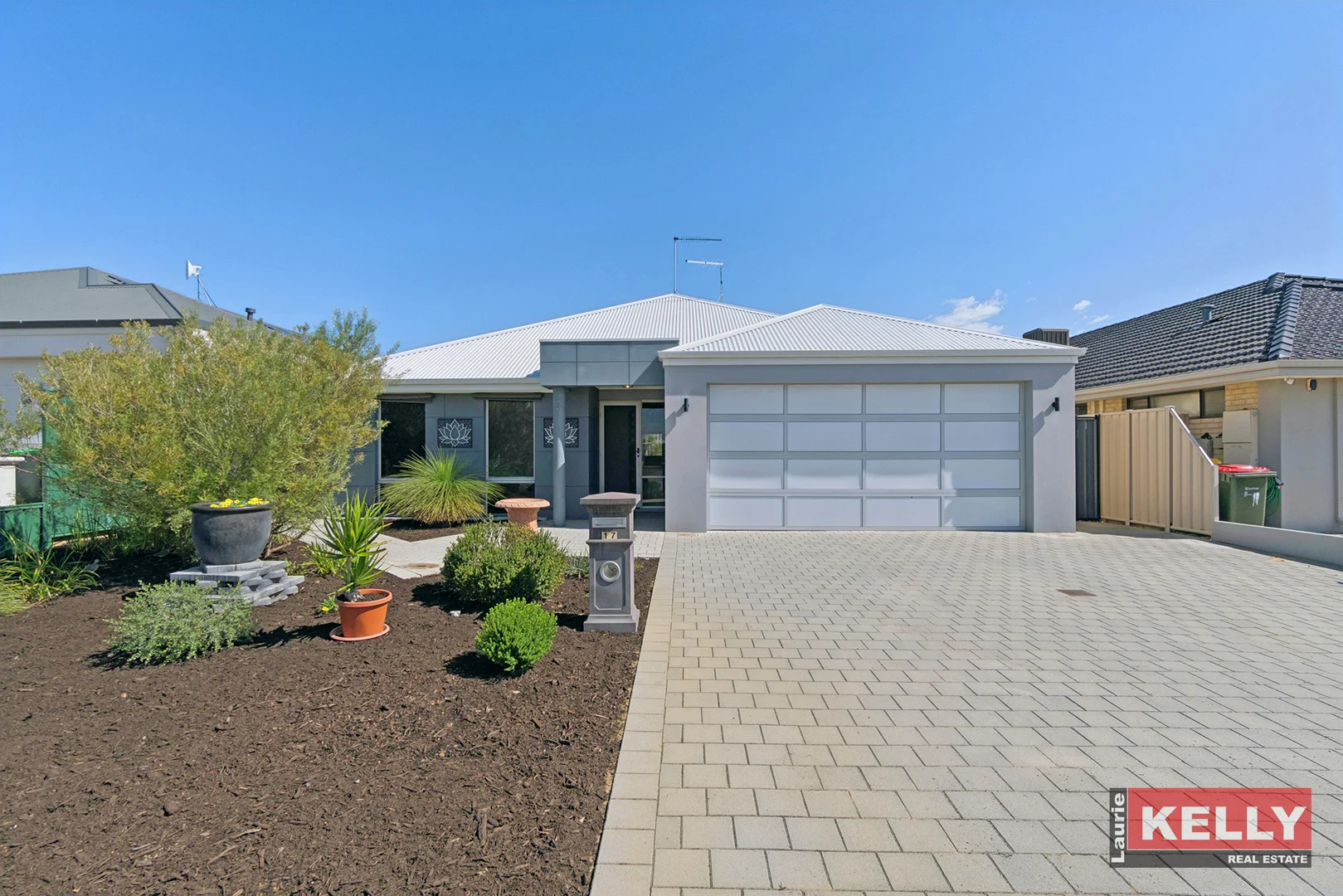 17 Pardillo Way, Caversham WA 6055 photo 2