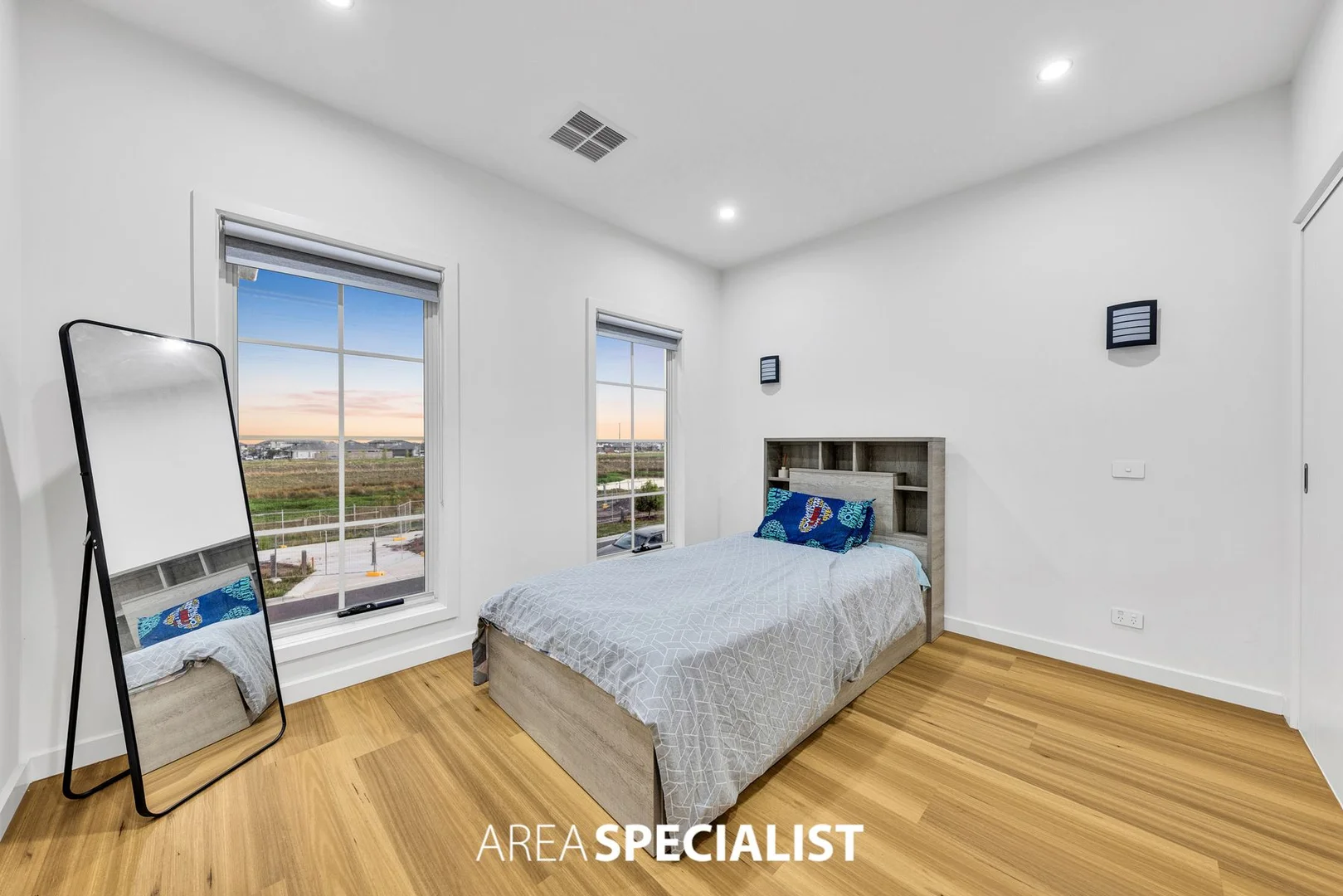 Additional image 19 of 129 Villa Doria Drive, Clyde North VIC 3978