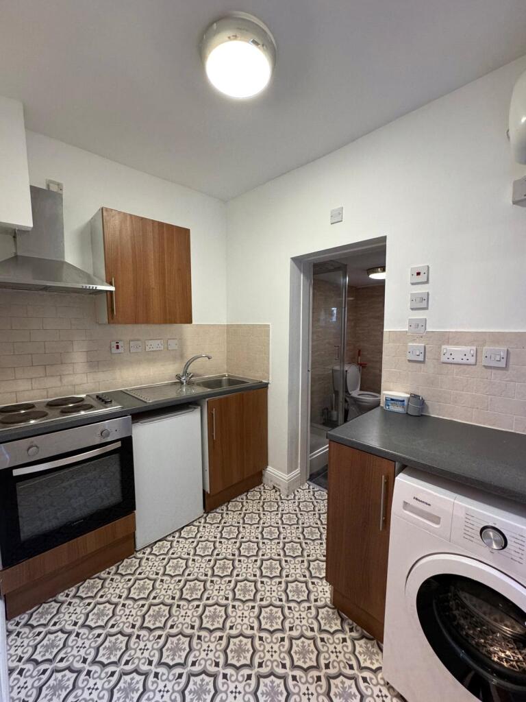 Pershore Road, Selly Park, Birmingham, B29