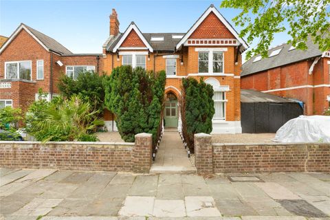 Mount Park Crescent, Ealing W5, Studio to rent