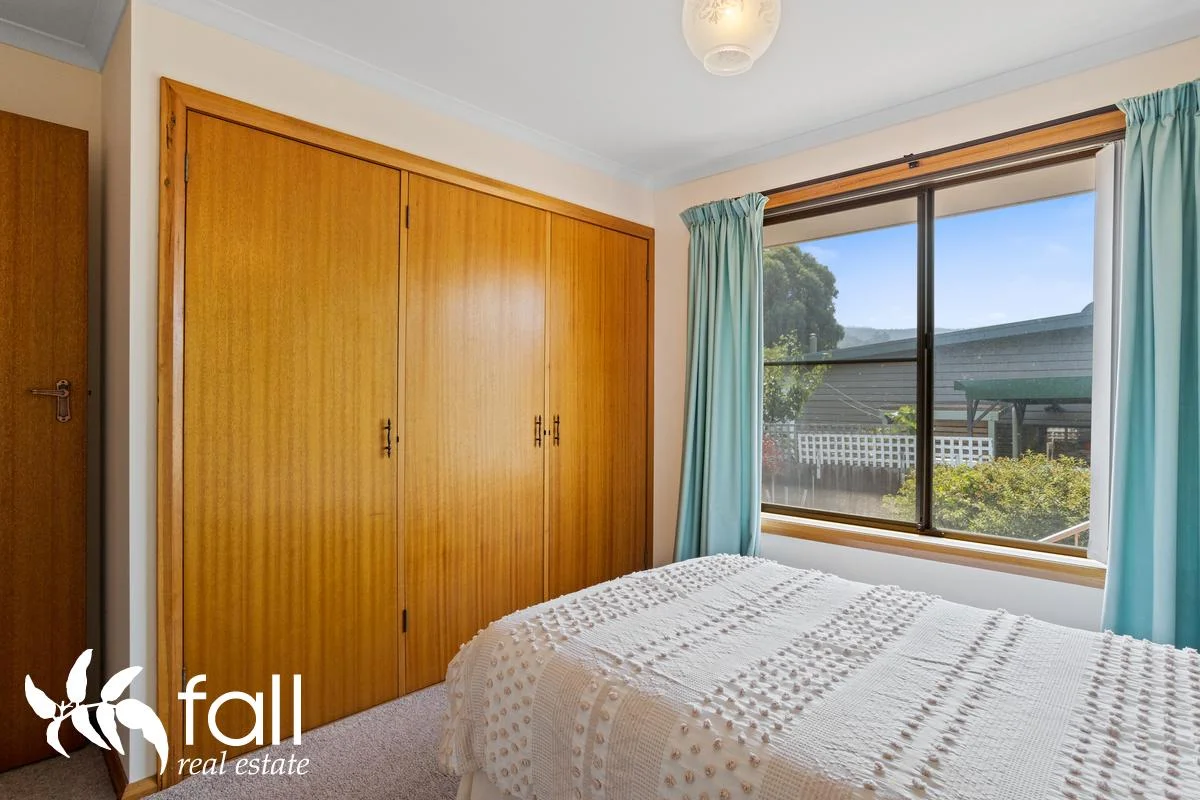 Additional image 7 of 2/15 Park Road, Lindisfarne TAS 7015